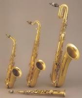 saxofony (porovnání velikostí): sopránový, altový, tenorový, barytonový